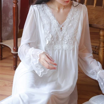 As Mulheres Do Vintage Camisolas Bordado Lace Peignoir Branco De Malha Longa Noite Vestido Vitoriano Retro Fadas Pijamas Roupa De Homewear