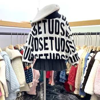 Espessamento de Saúde de Meninas Inverno Nova-coreano moda infantil para Crianças de Cashmere Gola Carta Casaco Casaco Bebê